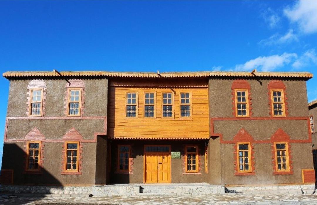 Tarihi Van Evleri Ziyaret&ccedil;ilerini Ge&ccedil;mişe G&ouml;t&uuml;recek