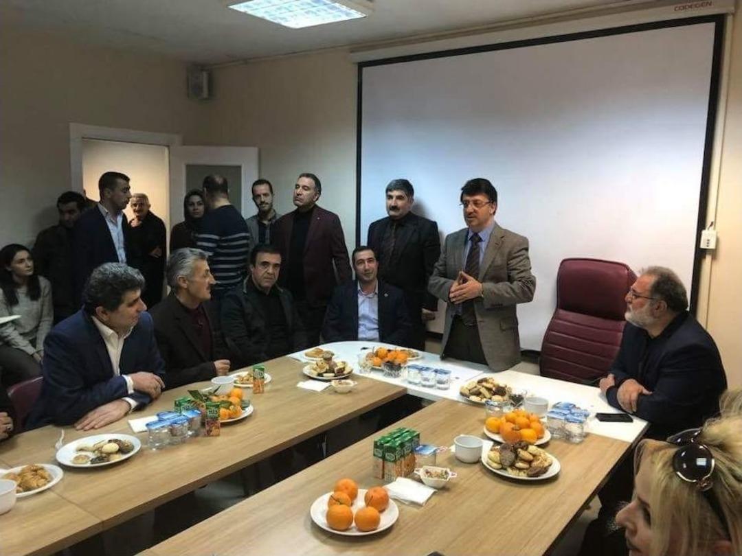 Başkan Kahraman, Ak Parti İl Başkanı T&uuml;krmenoğlu&rsquo;nı Ziyaret Etti