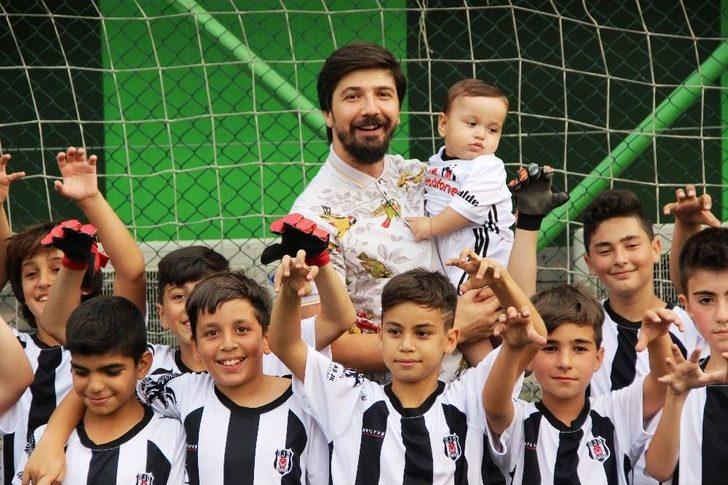 Tolga Zengin Minik Kartallarla Buluştu G5