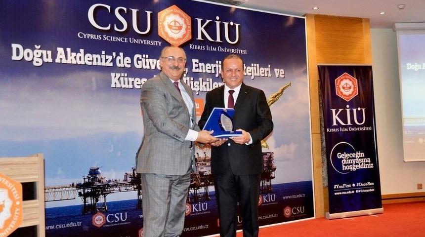 Kıbrıs İlim &Uuml;niversitesi&rsquo;nden &lsquo;doğu Akdeniz&rsquo;de G&uuml;venlik Enerji Stratejileri Ve K&uuml;resel G&ouml;&ccedil; İlişkileri&rsquo; Konferansı