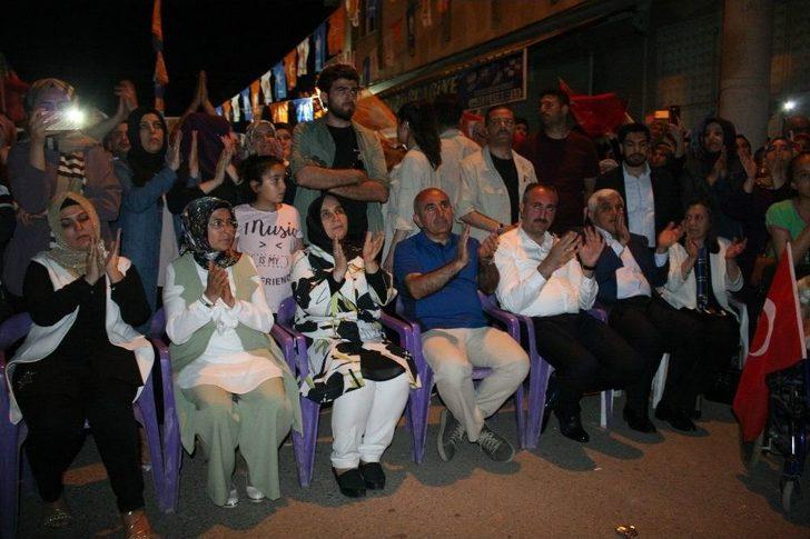 Adalet Bakanı Gül: “apoletini Sökmek İstediğin Mehmetçiğimiz Gidiyor Kandil’e Sıkıysa Gel Apoletini Sök” G1