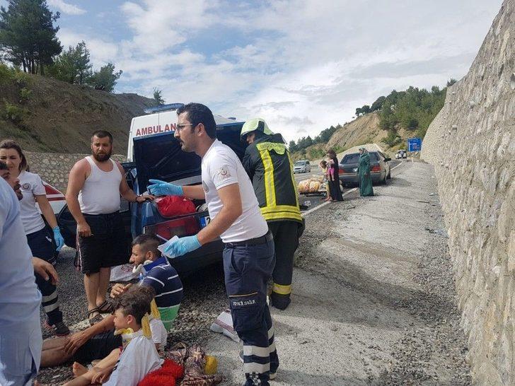 Denizli’de Trafik Kazası: 11 Yaralı G2