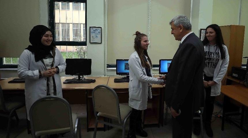 Başkan Karaosmanoğlu, &Ouml;ğrenciler İle Bir Araya Geldi