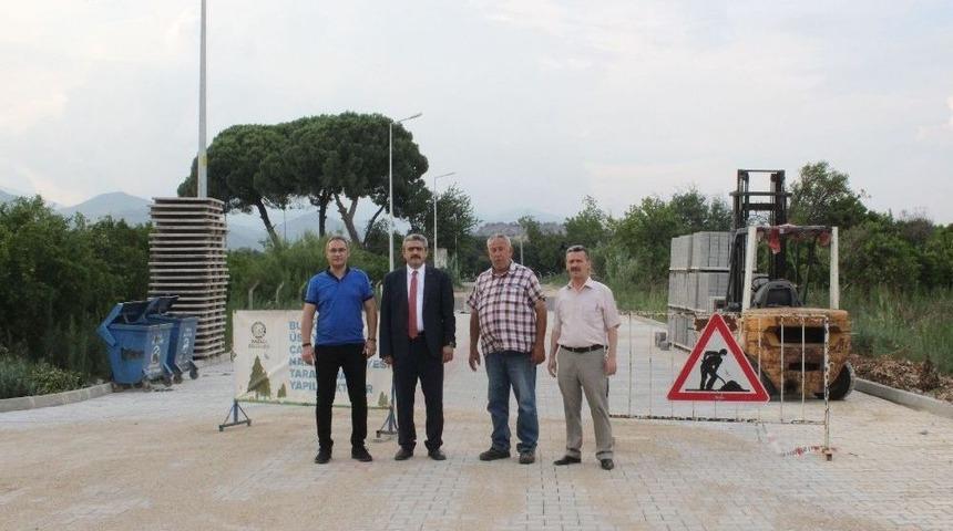 İsabeyli&rsquo;de Yol Yapım &Ccedil;alışmaları Devam Ediyor