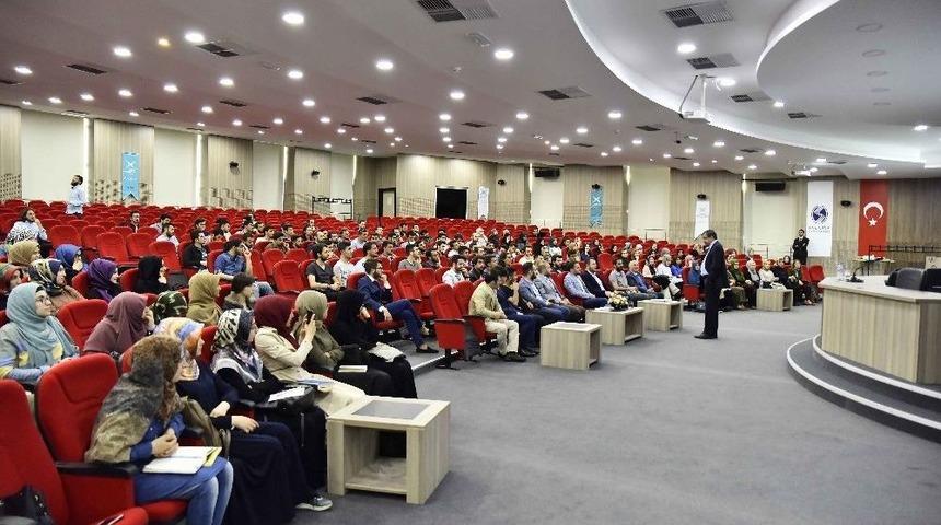 Yazar Hayati İnan&ccedil;: "edebiyat Gen&ccedil;lere Bırakılacak En G&uuml;zel Mirastır"