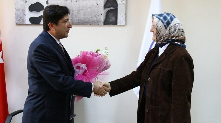 Sa&uuml; Sosyal Bilimler Entit&uuml;s&uuml;nde Devir Teslim