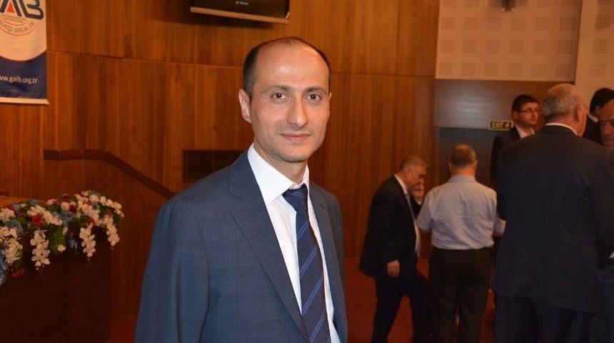 Kuru Meyve İhracat&ccedil;ılarında Mehmet &Ccedil;ıkmaz Başkan Se&ccedil;ildi