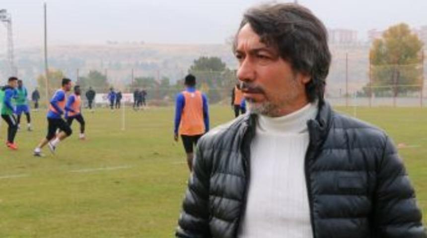 E. Yeni Malatyaspor, İkinci Yarı Hazırlıkları İ&ccedil;in &Ccedil;arşamba G&uuml;n&uuml; Toplanıyor