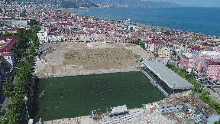 Balta, Millet Bahçesi’nde İncelemelerde Bulundu G4