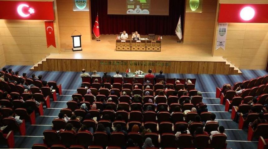 Kb&uuml;&rsquo;de &ldquo;ne Yiyorsak Oyuz&rdquo; Paneli