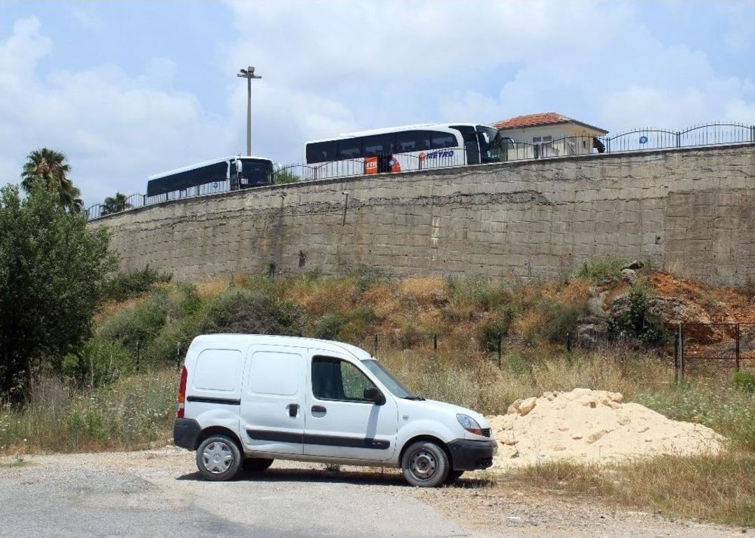 &Ccedil;alınan Ara&ccedil; Terk Edilmiş Halde Bulundu