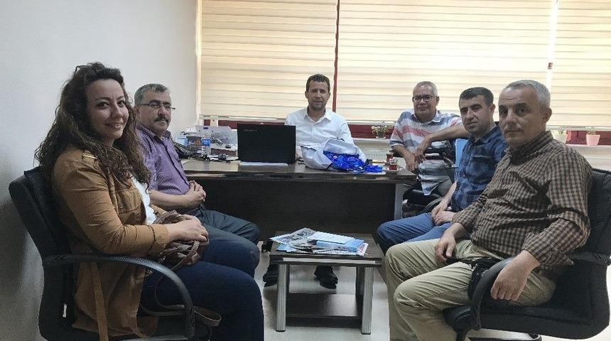 Boz&uuml;y&uuml;k Belediyesinden Mavi Kapak Projesine Destek