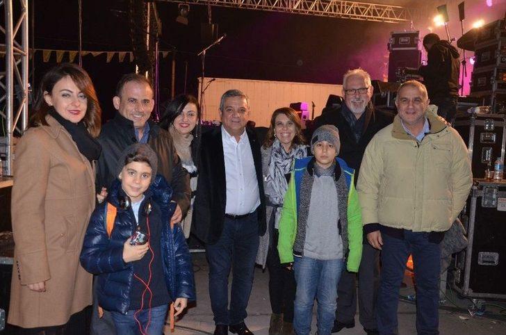 Kuşadalılar Yeni Yıla Manga Konseri İle Girdi G5