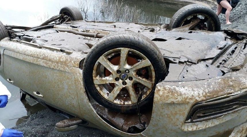 Baraj G&ouml;l&uuml;ne D&uuml;şen Otomobil 3 Ay Sonra &Ccedil;ıkarıldı