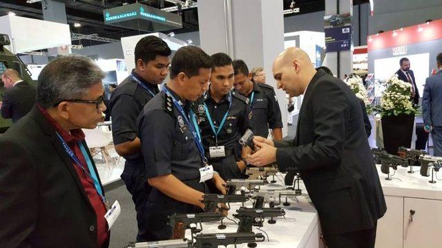 Malezya’da Tisaş’a Yoğun İlgi