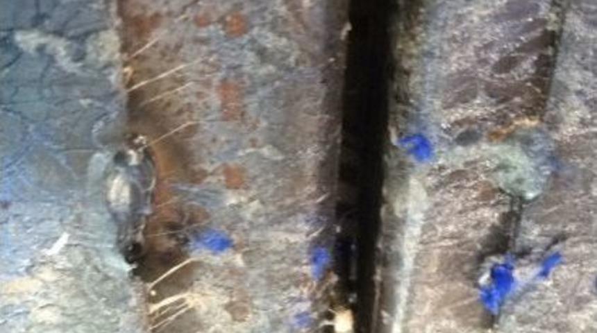 Minib&uuml;s&uuml;n Tavanında 6 Bin 500 Paket Ka&ccedil;ak Sigara &Ccedil;ıktı