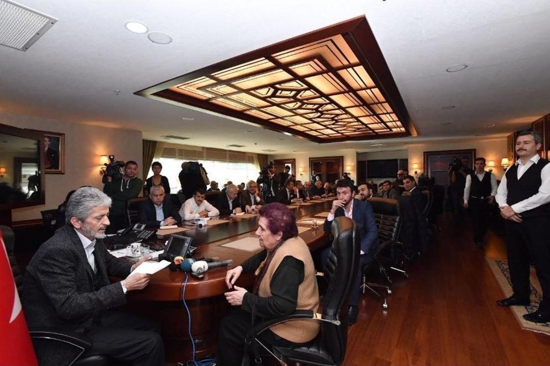 Ankara B&uuml;y&uuml;kşehir Belediye Başkanı Tuna Vatandaşların Sorunlarını Dinledi