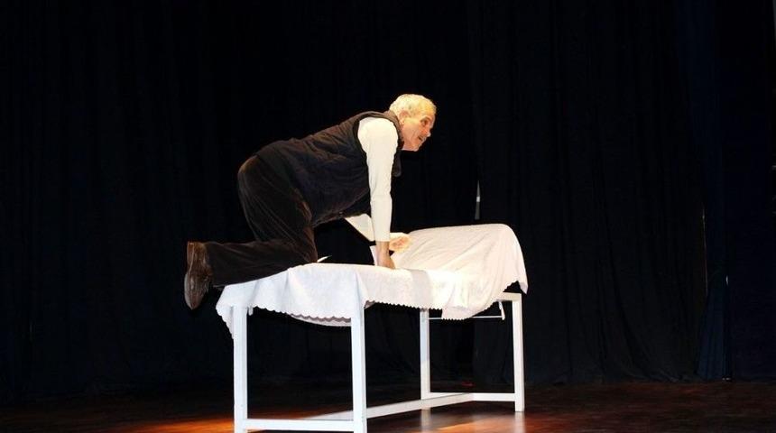 İş G&uuml;venliğini Stand-up G&ouml;sterisi İle Anlatacaklar