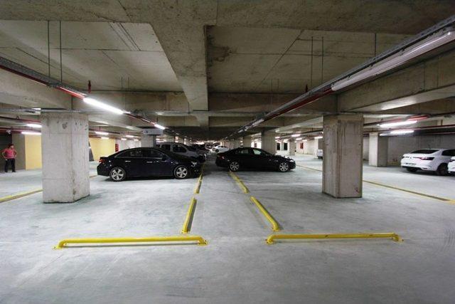 Bayburt’ta Bir Kapalı Otopark Daha Hizmete Başladı