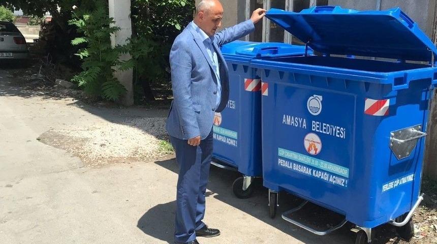 Belediyeden 400 Plastik &Ccedil;&ouml;p Konteyneri