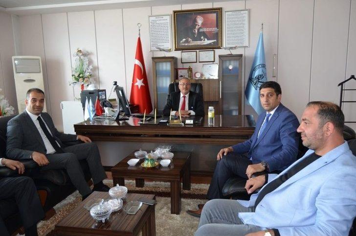 Kuleden Erzurum’a “cumhur İttifakı, Millet Aklı” G3