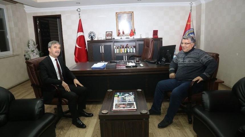 Başkan Şirin Yılbaşı Mesaisindeki Ekipleri Unutmadı