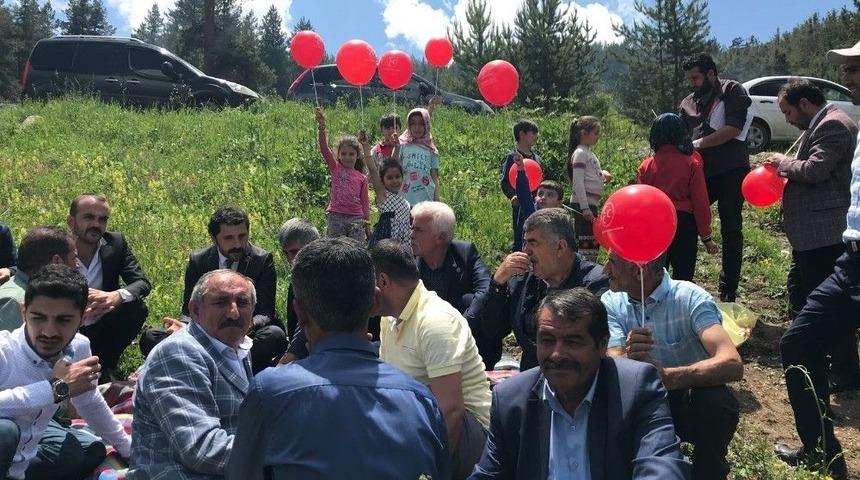 Mhp Milletvekili Adayı Kılıç, Vatandaşlarla Bir Araya Geldi