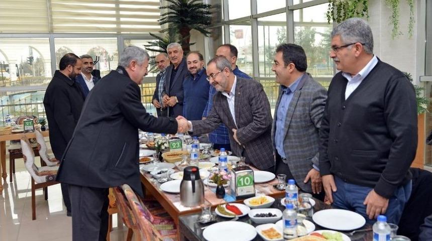 Polat Filistin Direniş Hareketinin Temsilcilerini Ağırladı