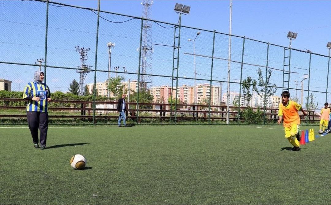 (&ouml;zel Haber) 49&rsquo;unda Futbolcu 50&rsquo;sinde Antren&ouml;r