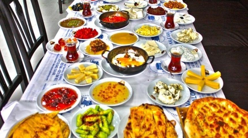 Anadolu ve Avrupa Yakası'nda Sahur Yapılacak 20 Mekan