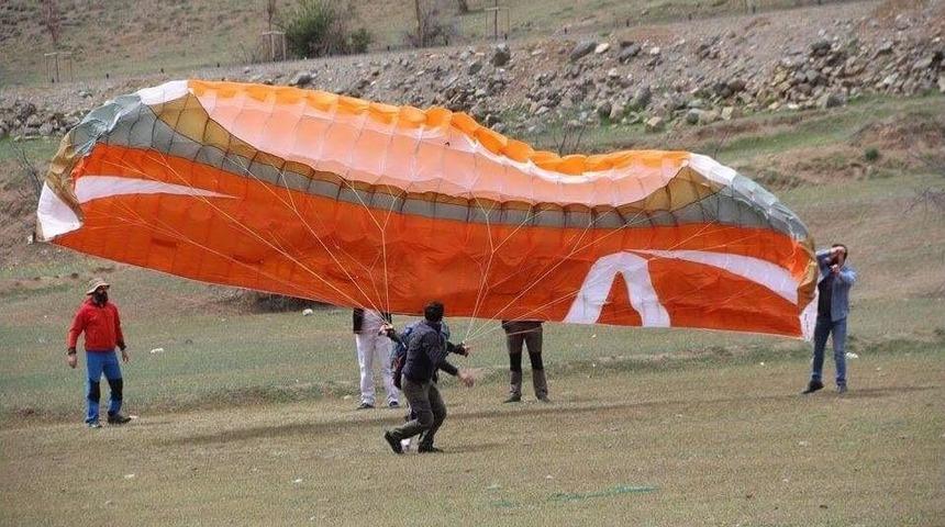 Oltu&rsquo;da Yama&ccedil; Paraş&uuml;t&uuml; Eğitimi Verildi