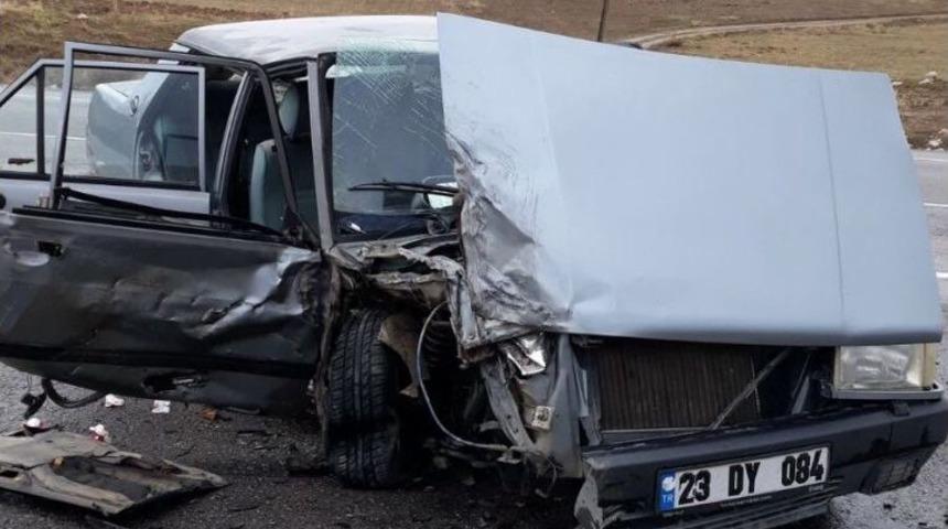 Elazığ&rsquo;da Trafik Kazası:3 Yaralı