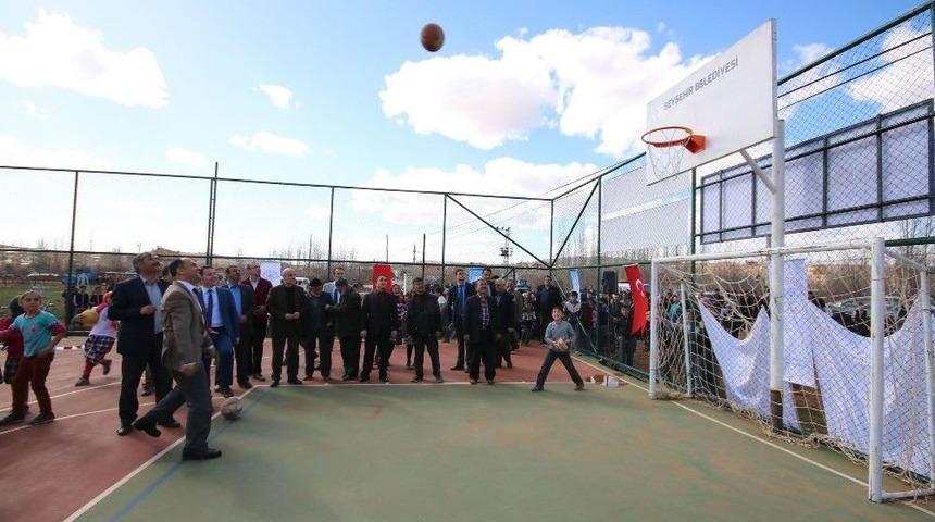 Beyşehir&rsquo;e 8 &Ccedil;ok Ama&ccedil;lı Spor Sahası Daha