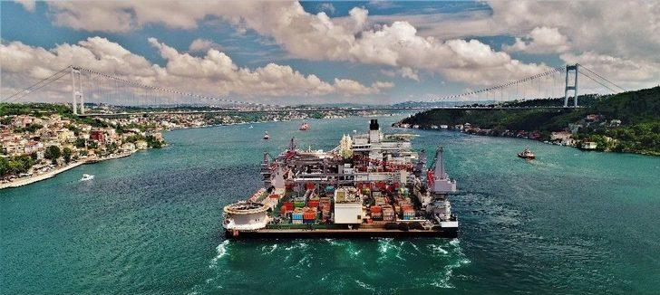 Dev Geminin İstanbul Boğazı’ndan Geçişi Sürüyor G2