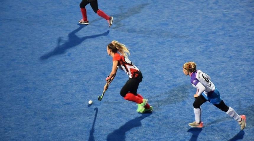 Hokey&rsquo;de Posilg&uuml;c&uuml; Rakip Tanımıyor