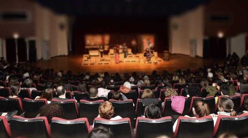 Mahalle Tiyatroları Geliyor