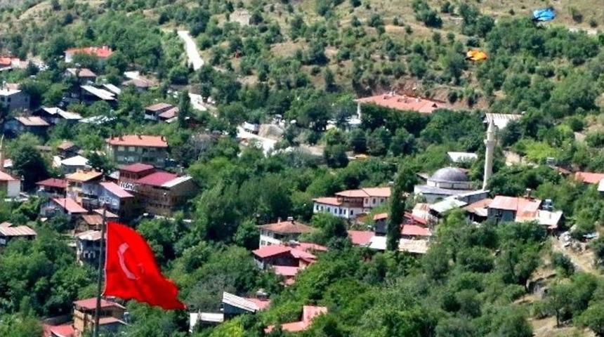 Yarasa U&ccedil;uşu Nefes Kesti