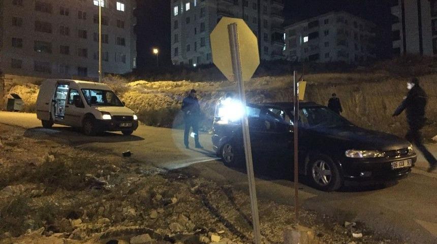 Polise Ateş A&ccedil;an Şahıslar 6 Kilometre Ka&ccedil;abildi