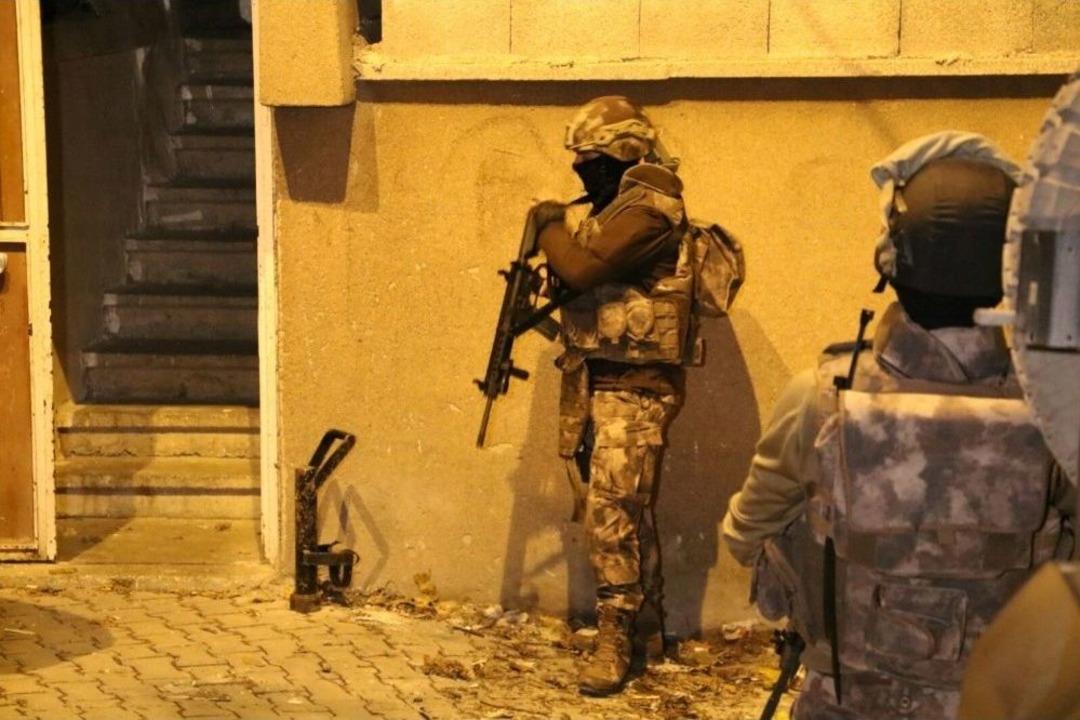 Hırsızlık Zanlısına Nefes Kesen Operasyon