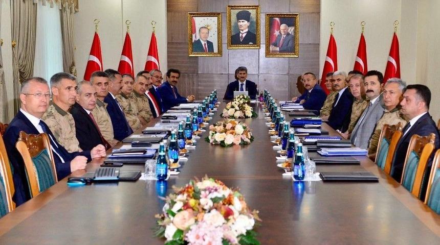 Vali Atik, &lsquo;b&ouml;lge G&uuml;venlik Toplantısı&rsquo;na Katıldı