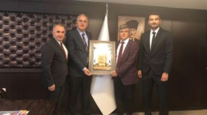 Boz&uuml;y&uuml;k Belediyesi İdman Yurdu Spor Kul&uuml;b&uuml;&rsquo;nden Voleybol Federasyonu&rsquo;na Ziyaret