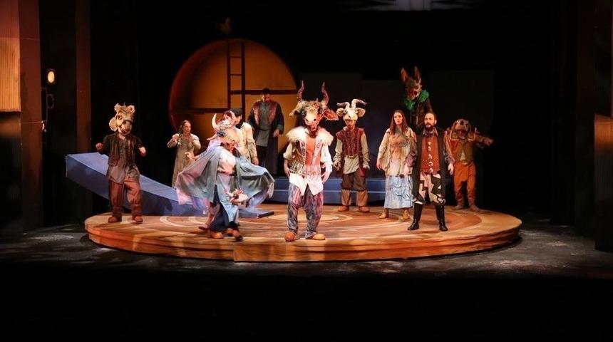 Gürpınar’da ‘tiyatro Günleri’ Etkinliği