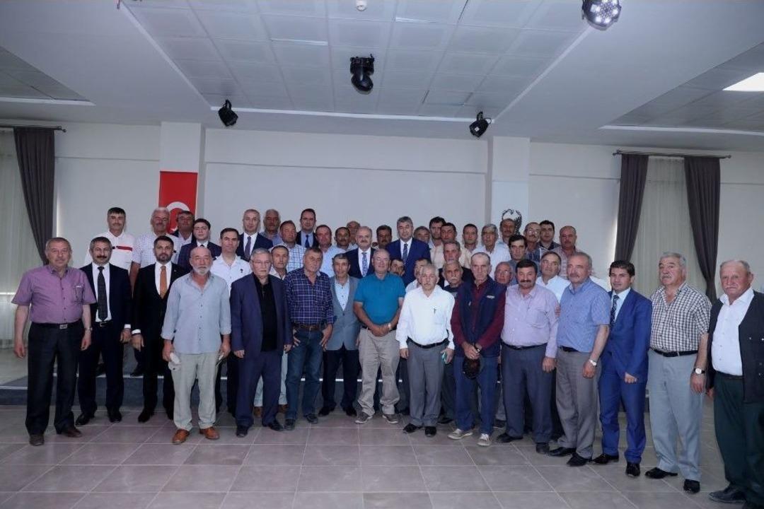 Vali &Ccedil;akacak, Sivrihisarlı Muhtarların İstek Ve Taleplerini Dinledi