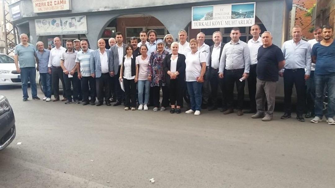 G&ouml;b&uuml; K&ouml;y&uuml;nde Ayan&rsquo;ı Meşale İle Karşıladılar