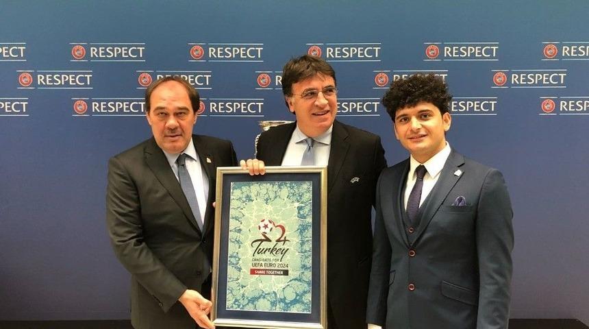 T&uuml;rkiye, Euro 2024 Adaylık Dosyasını Uefa&rsquo;ya Sundu