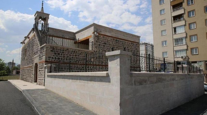 Siviş Camii Ve &Ccedil;eşmesi Aslına Uygun Onarıldı
