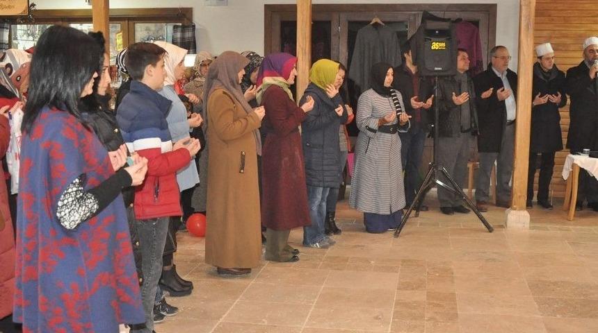 Tarih&icirc; Han Esnafı Duayla İş Başı Yapıyor