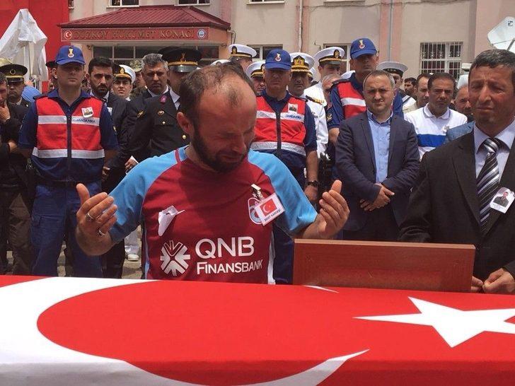 Şehit Uzman Çavuş Bahattin Baştan Son Yolculuğuna Uğurlandı G1