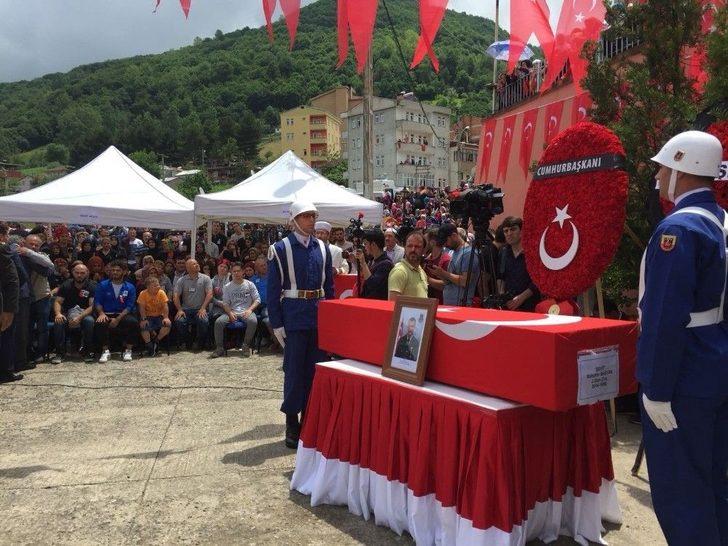 Şehit Uzman Çavuş Bahattin Baştan Son Yolculuğuna Uğurlandı G4