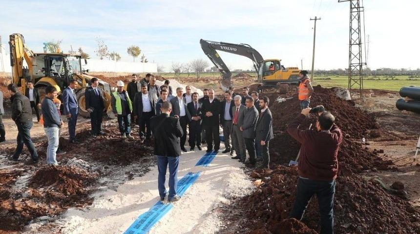 Siverek Kırsalında İ&ccedil;me Suyu Sorununa &Ccedil;&ouml;z&uuml;m &Ccedil;alışmaları S&uuml;r&uuml;yor